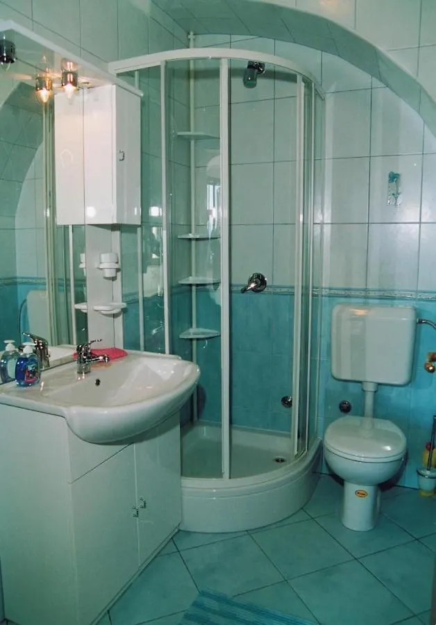 Apartments Vesna Icici 0*,  Croatia